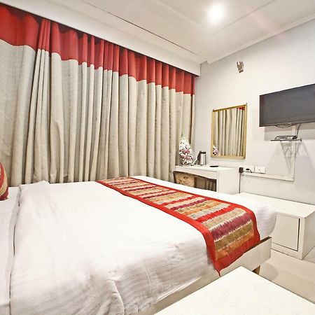 Chandīgarh Hotel Diamond Plaza מראה חיצוני תמונה