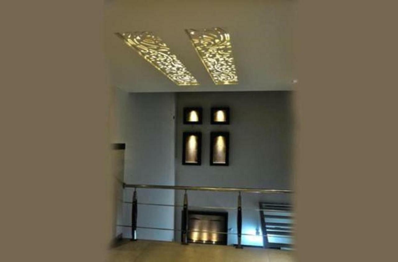 Chandīgarh Hotel Diamond Plaza מראה חיצוני תמונה