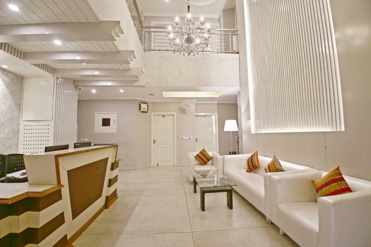 Chandīgarh Hotel Diamond Plaza מראה חיצוני תמונה